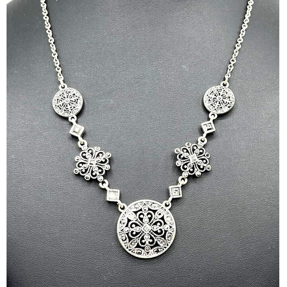 Vintage Crown Trifari Necklace Silver Tone Round Medallions Marcasite 18"